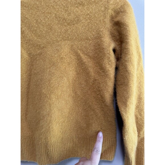 Crewcuts 100% Cashmere Yellow Crewneck Pullover Sweater Kids XL 12/14 Flawed - Picture 10 of 12